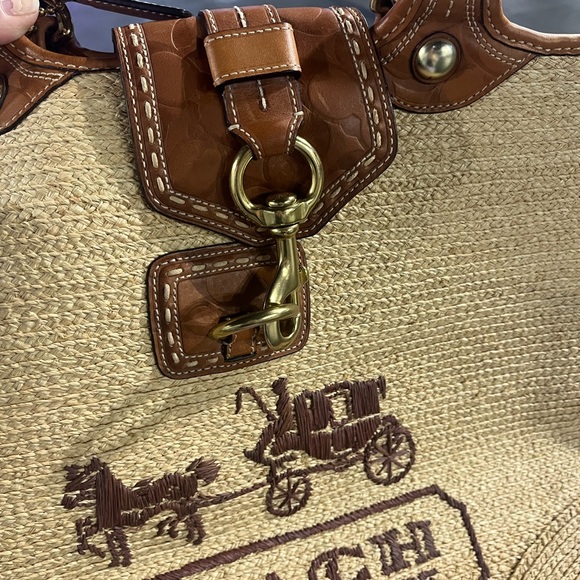 COACH STRAW LOGO TOTE BAG WITH LEATHER - Picture 2 of 9